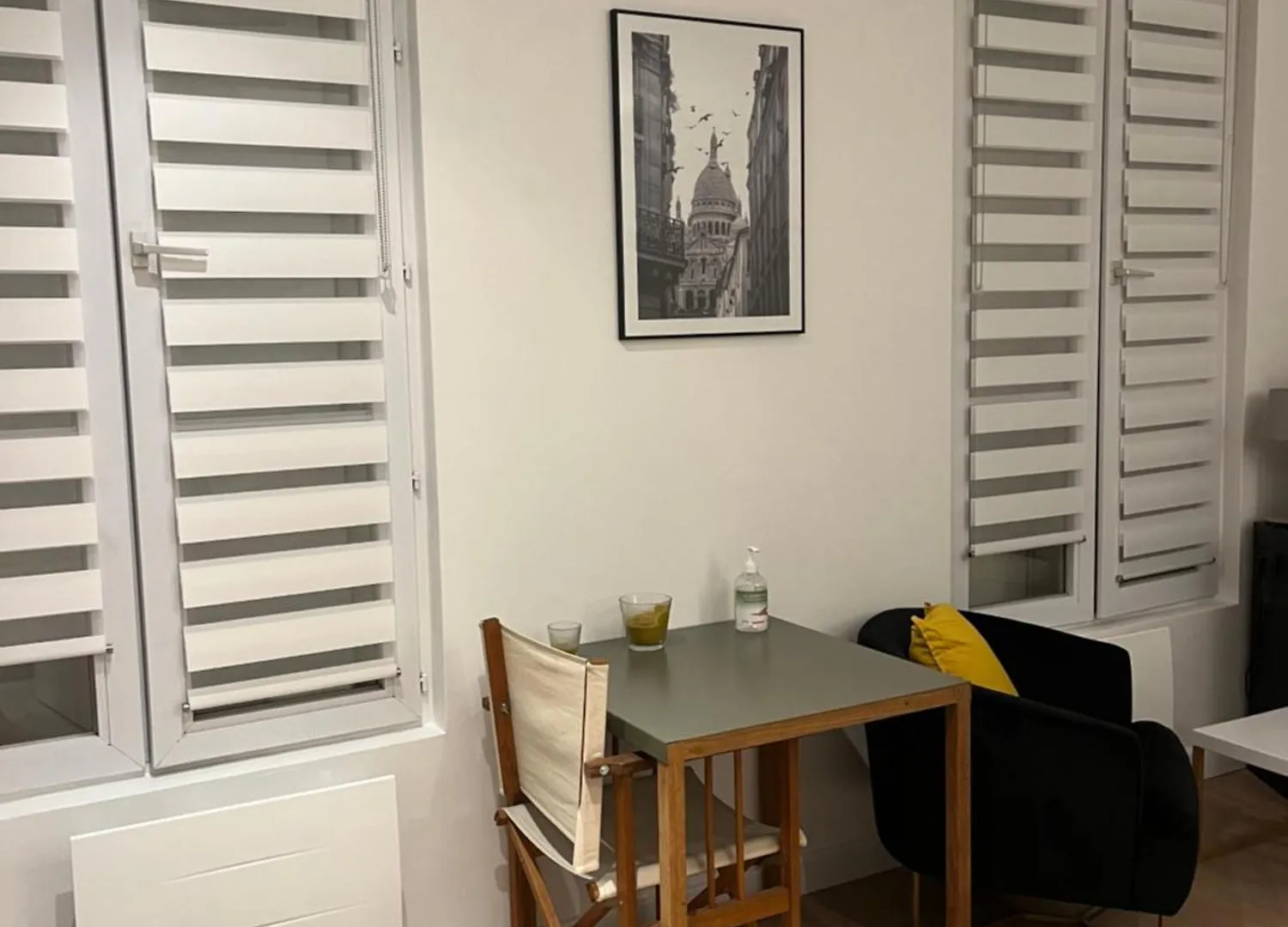 Entier Aux Abbesses - Montmartre - Flat In Montmartre Apartment *