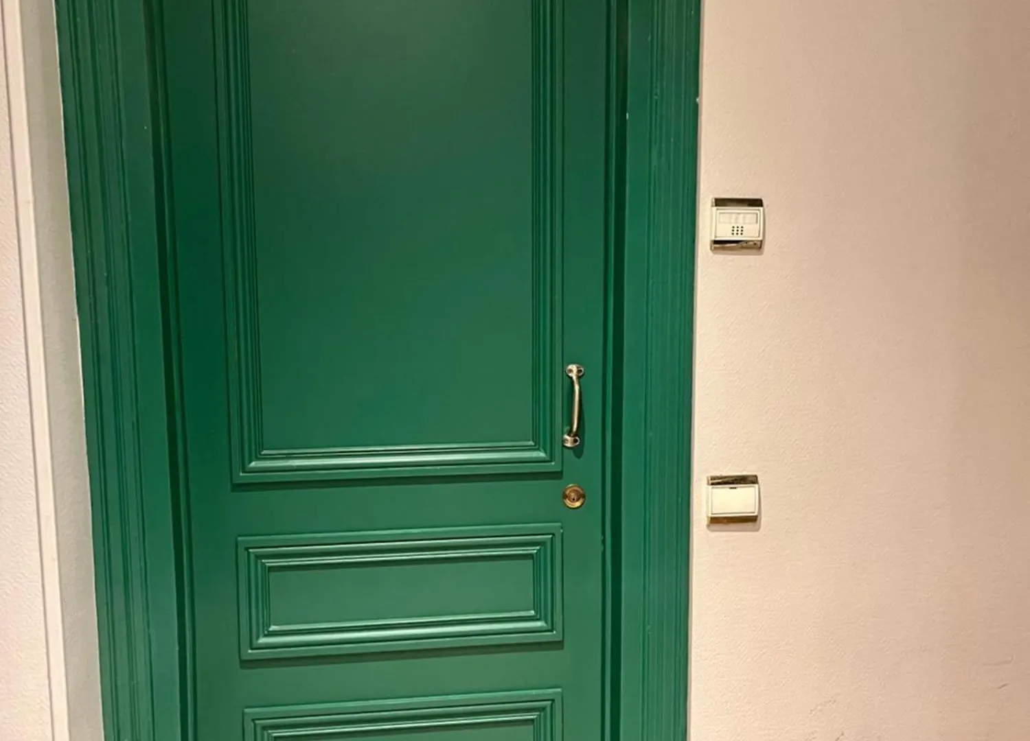 Entier Aux Abbesses - Montmartre - Flat In Montmartre Paris